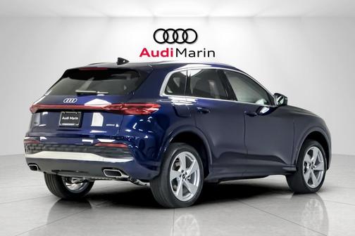 2025 Audi Q5 Premium Plus TFSI quattro S tronic