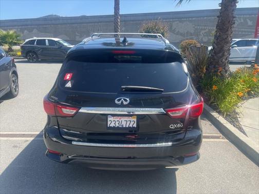 2017 INFINITI QX60 Base