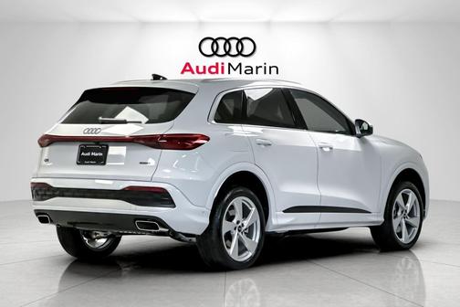 2025 Audi Q5 Premium Plus TFSI quattro S tronic