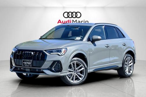 2025 Audi Q3 Premium 45 TFSI S line quattro Tiptronic