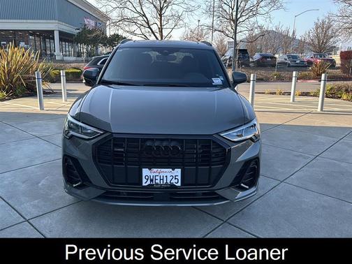 2025 Audi Q3 Premium 45 TFSI S line quattro Tiptronic