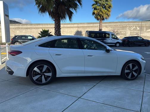 2025 Audi A5 Premium Plus TFSI quattro S tronic