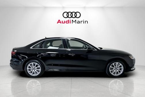 2022 Audi A4 40 Premium