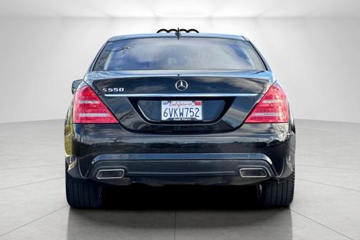 2010 Mercedes-Benz S-Class 4dr Sdn S 550 RWD
