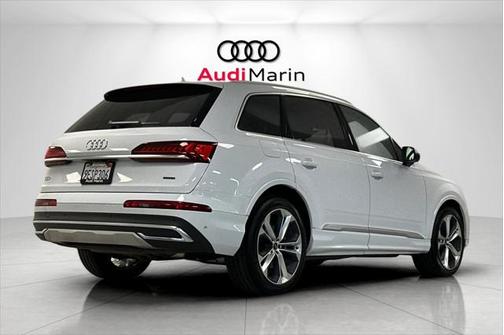 2023 Audi Q7 55 Prestige