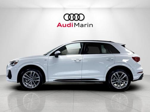 Glacier White Metallic 2025 Audi Q3 Premium 45 TFSI S line quattro Tiptronic