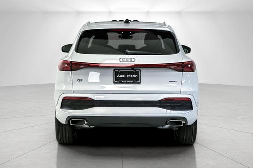 2025 Audi Q5 Premium TFSI quattro S tronic