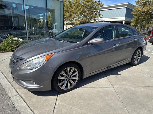 2011 Hyundai SONATA SE