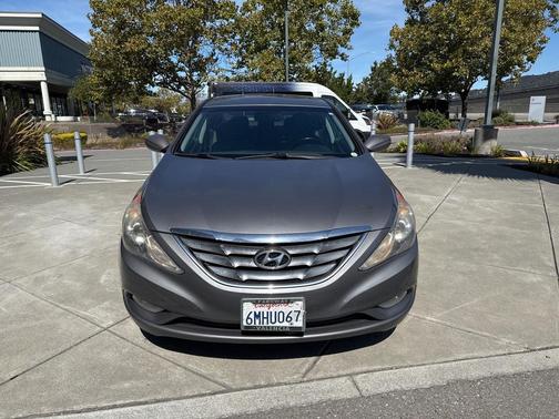 2011 Hyundai SONATA SE