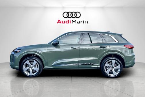 2025 Audi Q5 Premium Plus TFSI quattro S tronic