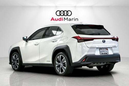 2021 Lexus UX 250h Base