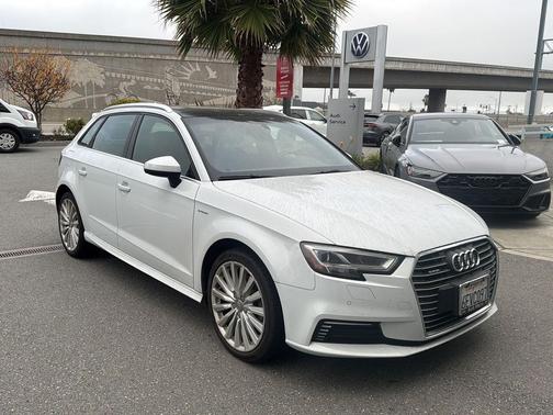 2017 Audi A3 e-tron 1.4T Tech Premium Plus
