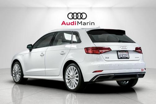 2017 Audi A3 e-tron 1.4T Tech Premium Plus