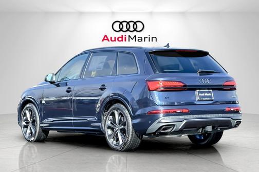 2026 Audi Q7 55 Premium Plus