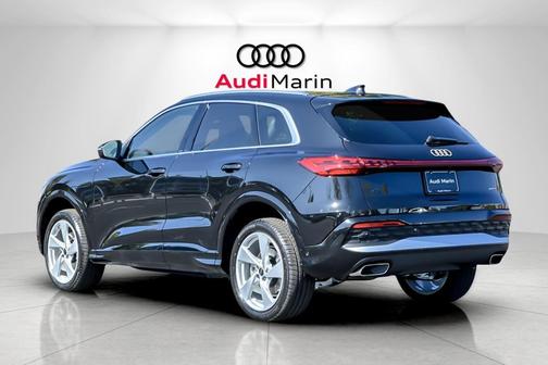 2025 Audi Q5 Premium Plus TFSI quattro S tronic