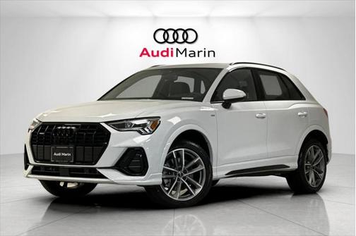 2025 Audi Q3 Premium 45 TFSI S line quattro Tiptronic