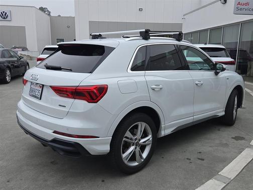 2021 Audi Q3 45 S line Premium