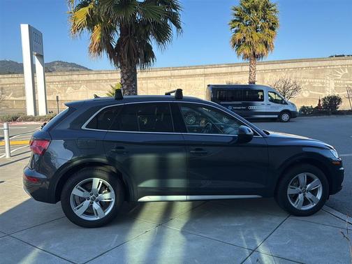 2019 Audi Q5 2.0T Premium Plus