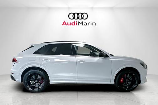 2026 Audi RS Q8 4.0T