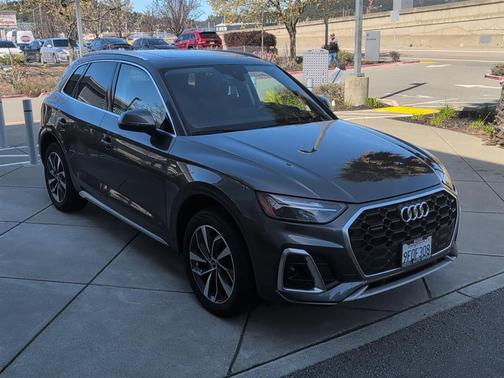 2023 Audi Q5 45 S line Premium
