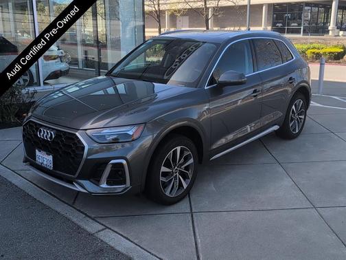 2023 Audi Q5 45 S line Premium