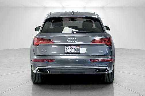 2023 Audi Q5 45 S line Premium