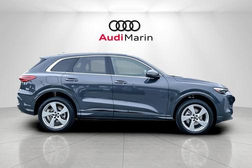 2025 Audi Q5 Premium Plus TFSI quattro S tronic