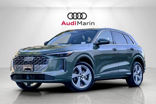 2025 Audi Q5 Premium Plus