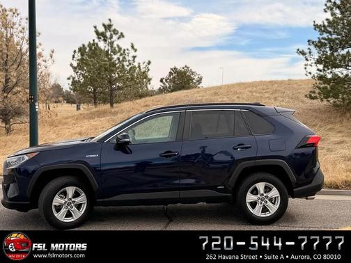 2021 Toyota RAV4 Hybrid XLE
