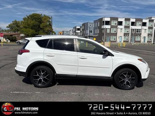 2018 Toyota RAV4 SE