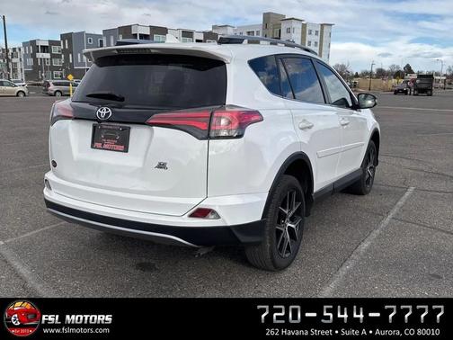2018 Toyota RAV4 SE