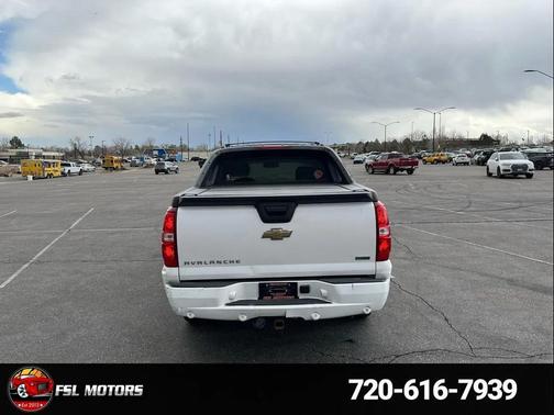 2011 Chevrolet Avalanche 1500 LS