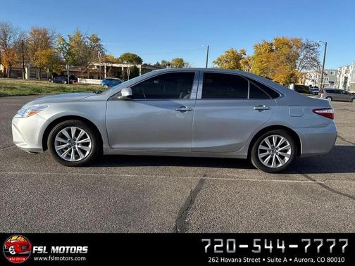 2017 Toyota Camry Hybrid XLE