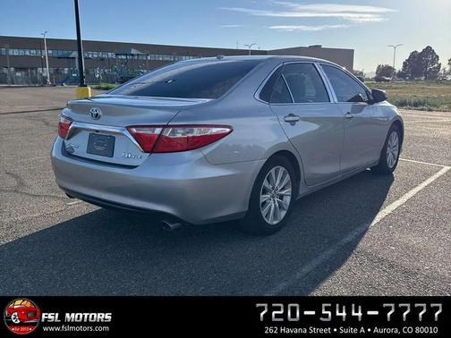 2017 Toyota Camry Hybrid XLE