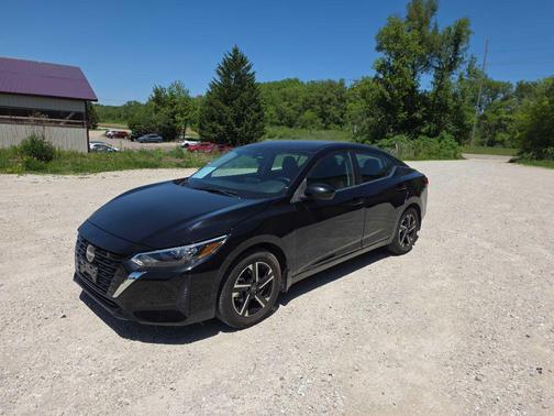 Super Black 2025 Nissan Sentra SV