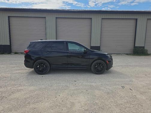 Mosaic Black Metallic 2024 Chevrolet Equinox LS