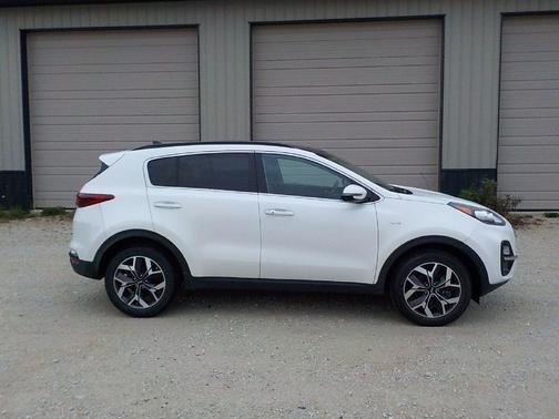 2022 Kia Sportage EX