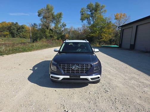 Denim w/White Roof 2026 Hyundai VENUE SEL w/Two-Tone Roof