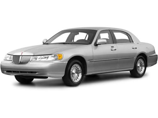 2001 Lincoln Town Car Signature