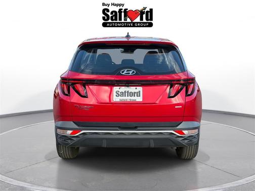 2023 Hyundai TUCSON SE