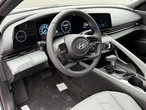 2025 Hyundai ELANTRA HEV Limited