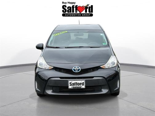 2015 Toyota Prius v Five