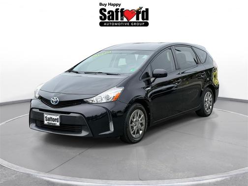 2015 Toyota Prius v Five