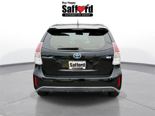 2015 Toyota Prius v Five