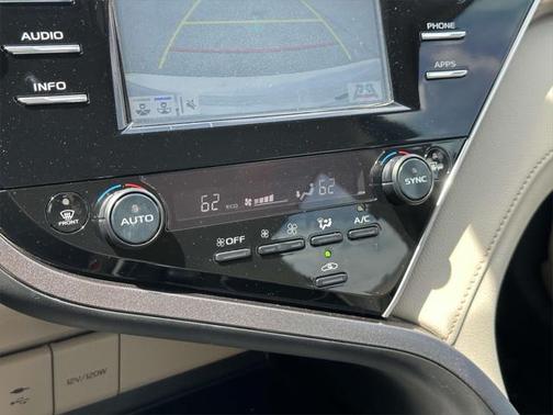 2018 Toyota Camry XLE