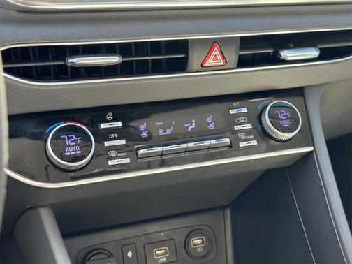 2023 Hyundai SONATA Limited