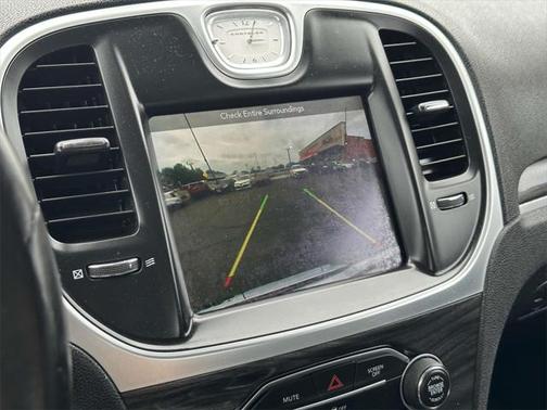 2019 Chrysler 300 Touring