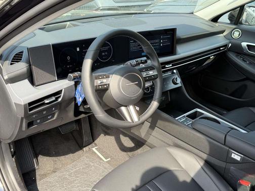 Abyss Black 2026 Hyundai SONATA Hybrid Limited