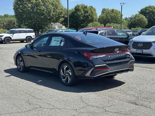 2025 Hyundai ELANTRA Sport