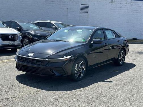 2025 Hyundai ELANTRA Sport